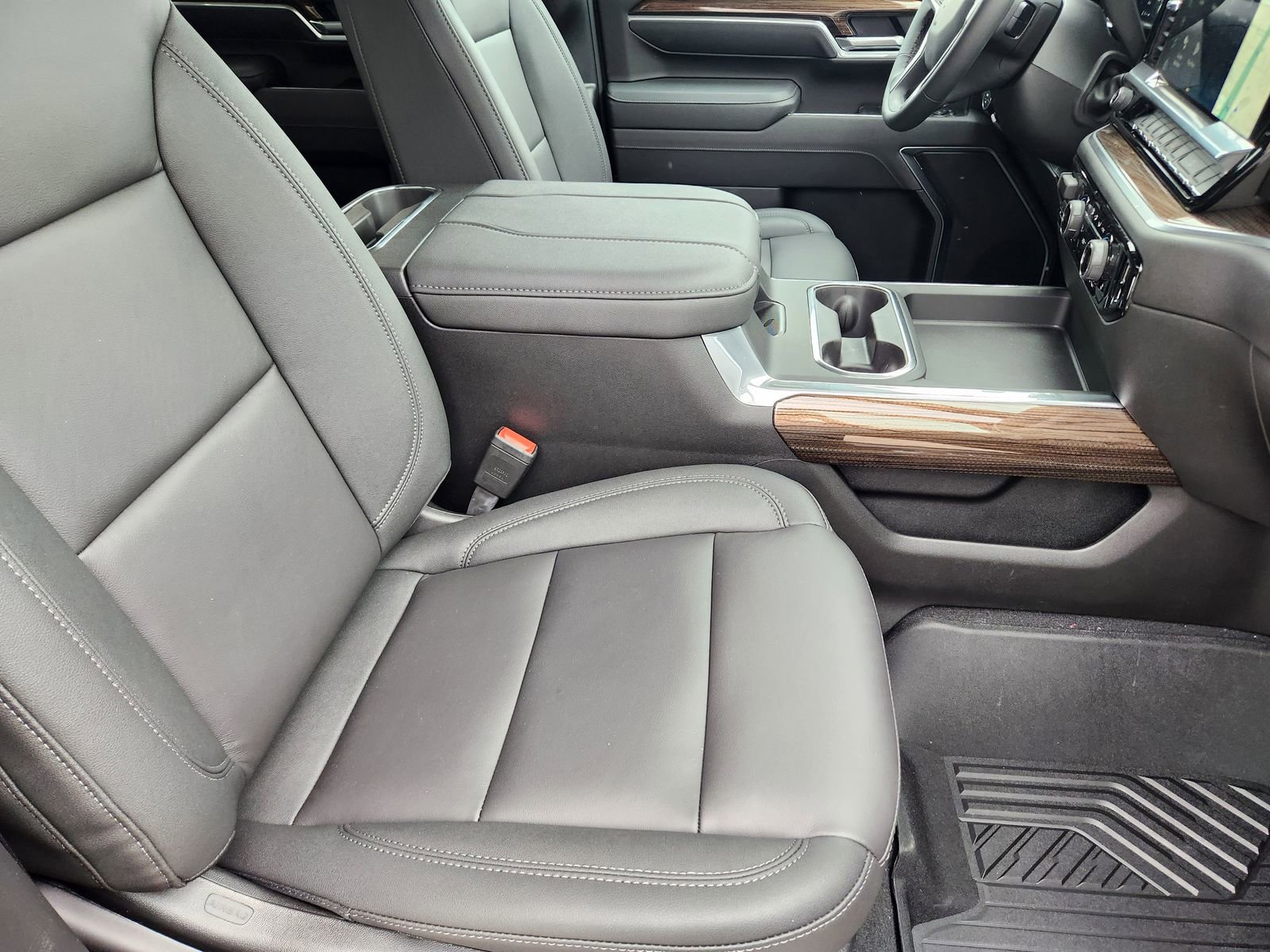 New 2026 Chevrolet Silverado 2500 LT w/ Trail Boss Package image 15