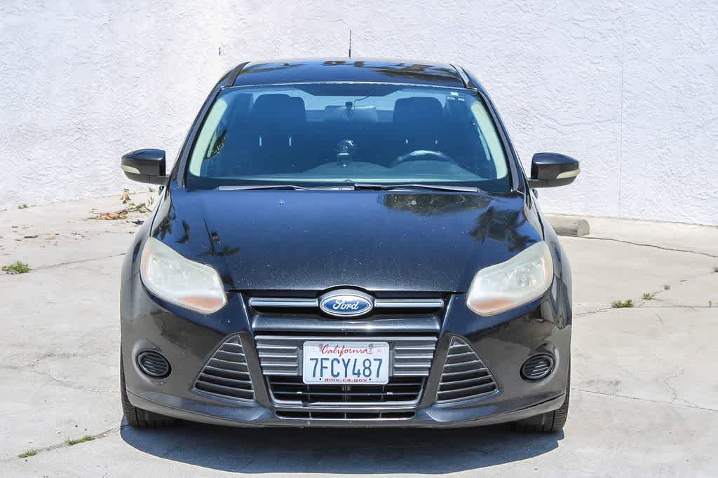 Used 2014 Ford Focus SE FWD image 2