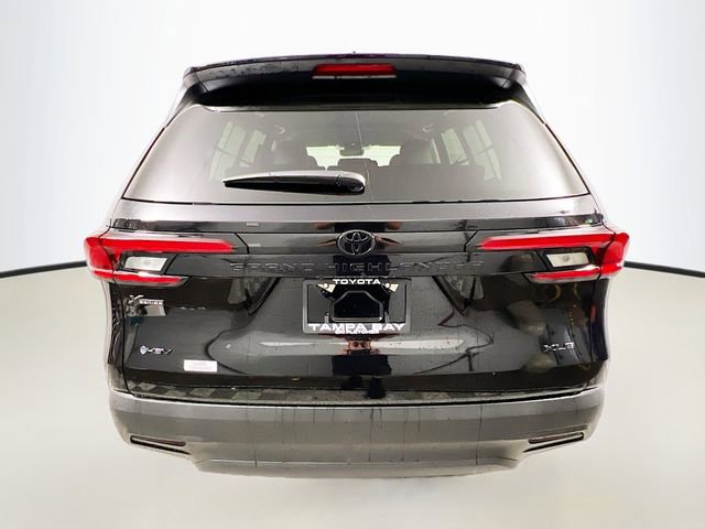 New 2026 Toyota Grand Highlander XLE FWD image 4