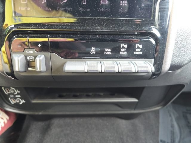 Certified 2026 RAM 2500 Big Horn AWD/4WD image 25