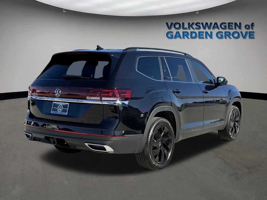 New 2026 Volkswagen Atlas SE image 7