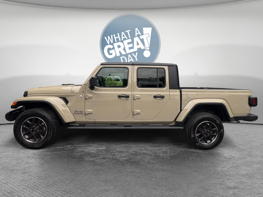 Certified 2022 Jeep Gladiator Overland w/ Popular Equipment Package AWD/4WD image 7