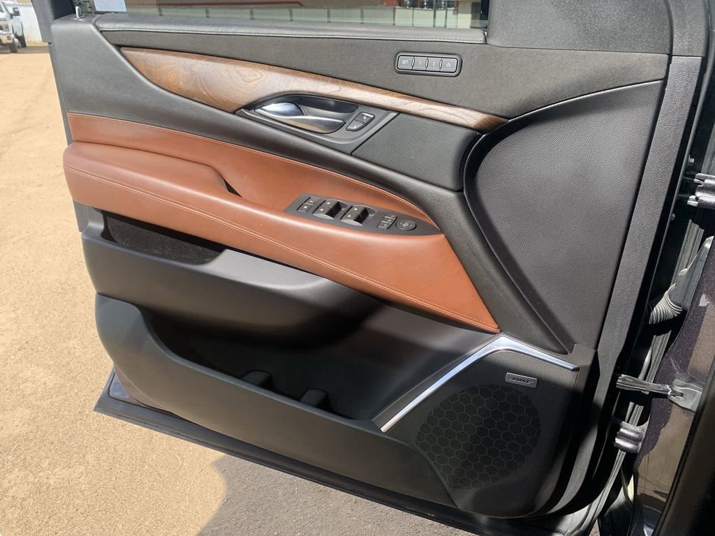 Certified 2018 Cadillac Escalade Luxury image 20