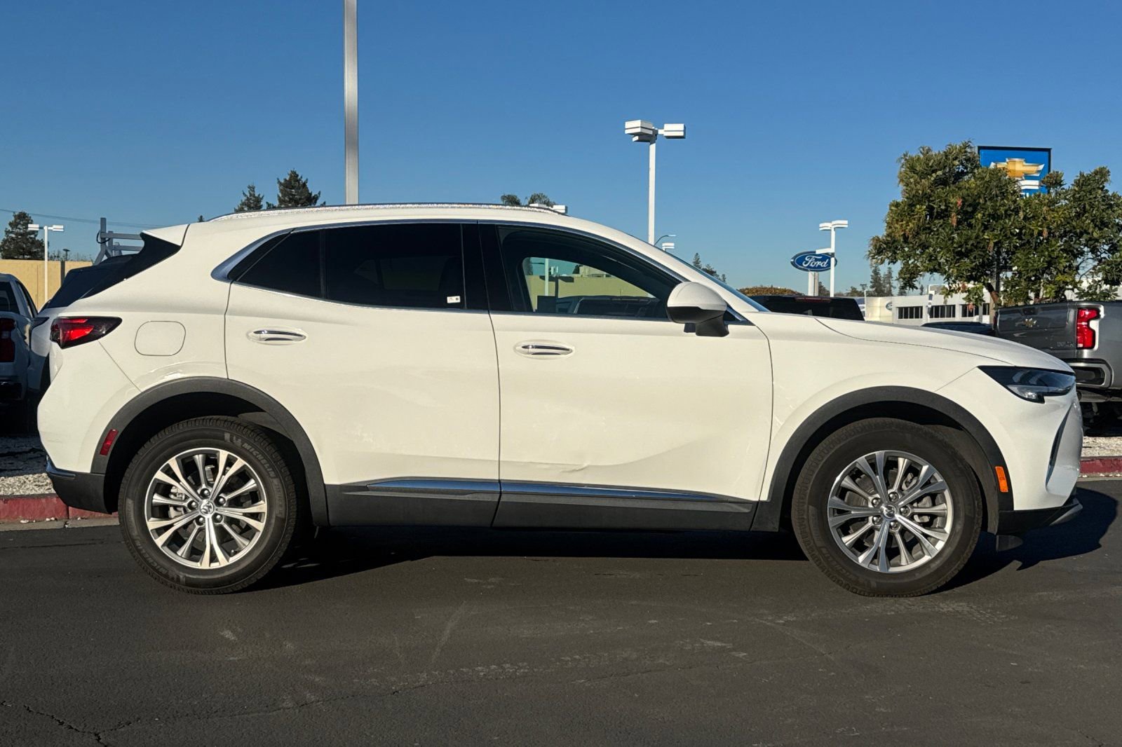 Used 2022 Buick Envision Preferred image 4