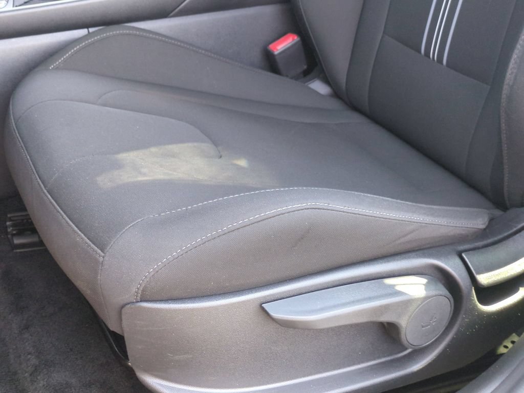 Used 2025 Hyundai Elantra SEL FWD image 14