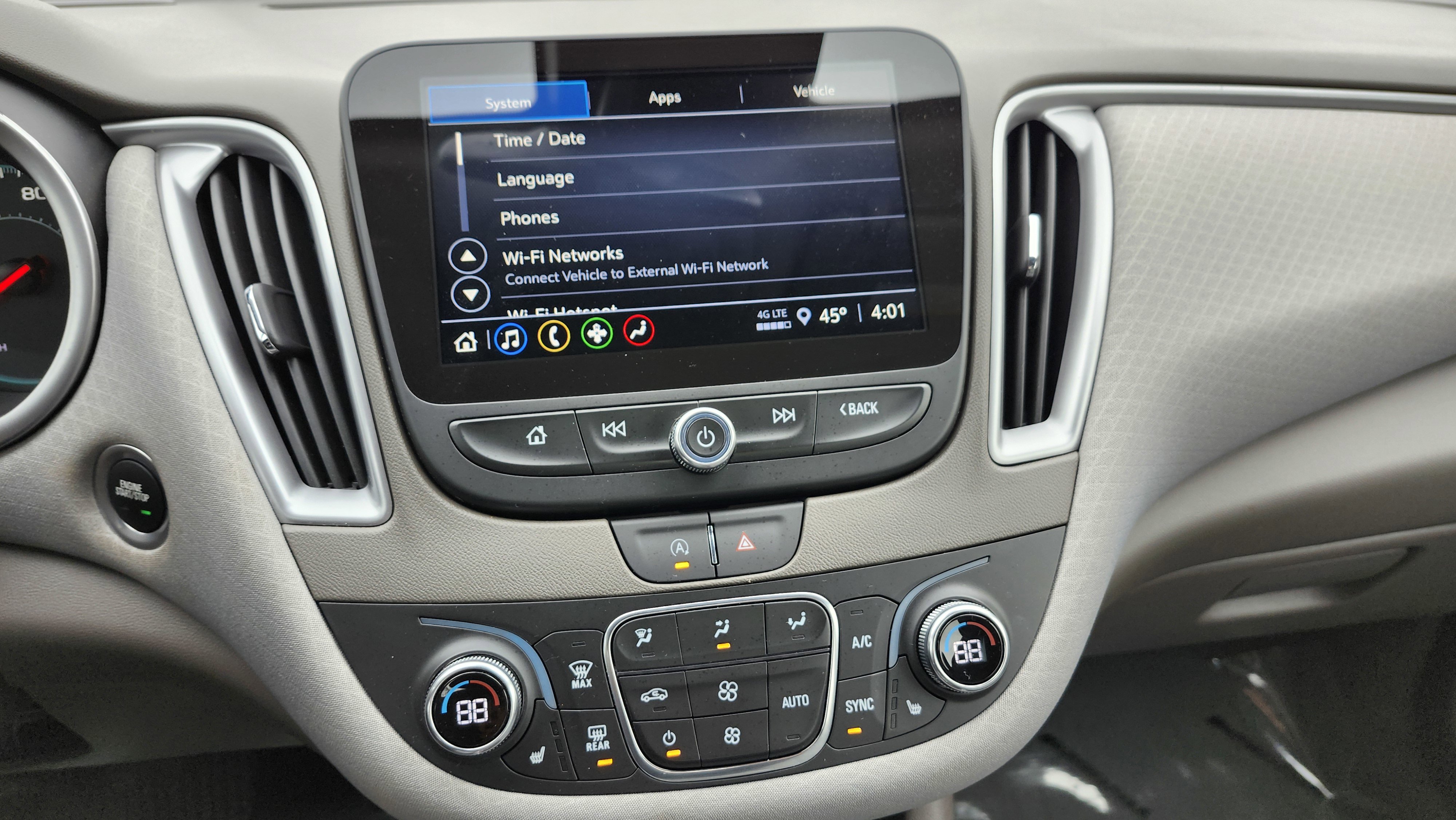 Used 2025 Chevrolet Malibu LT image 22