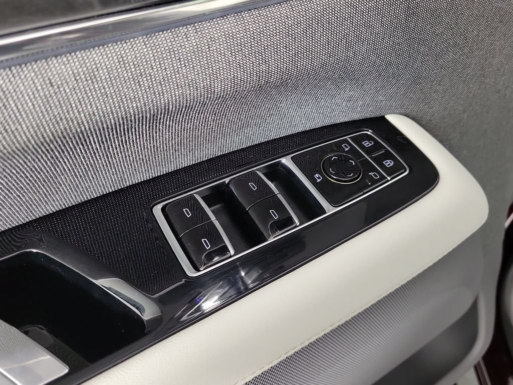 New 2026 Cadillac Escalade IQ Sport 1 w/ LPO, Floor Liner Package AWD/4WD image 44
