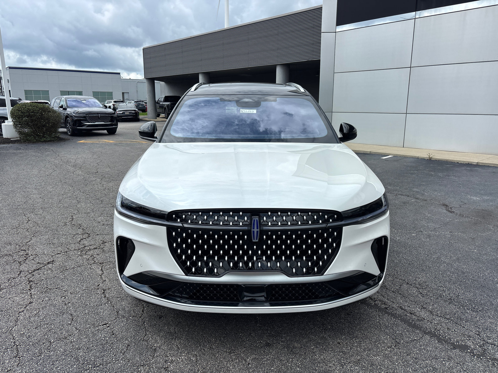 New 2026 Lincoln Nautilus Reserve AWD/4WD image 2