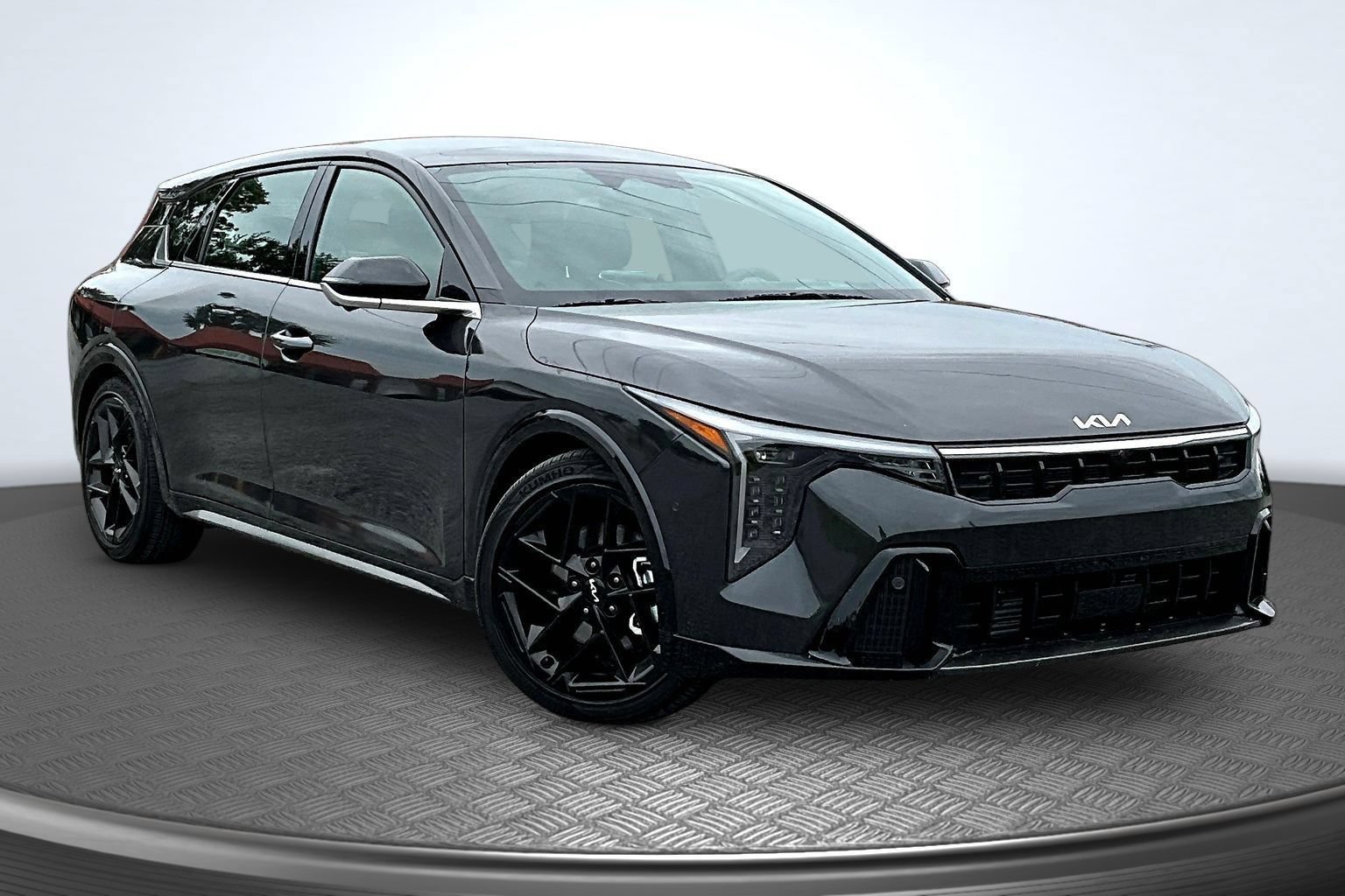 Used 2026 Kia K4 GT-Line Turbo FWD image 3