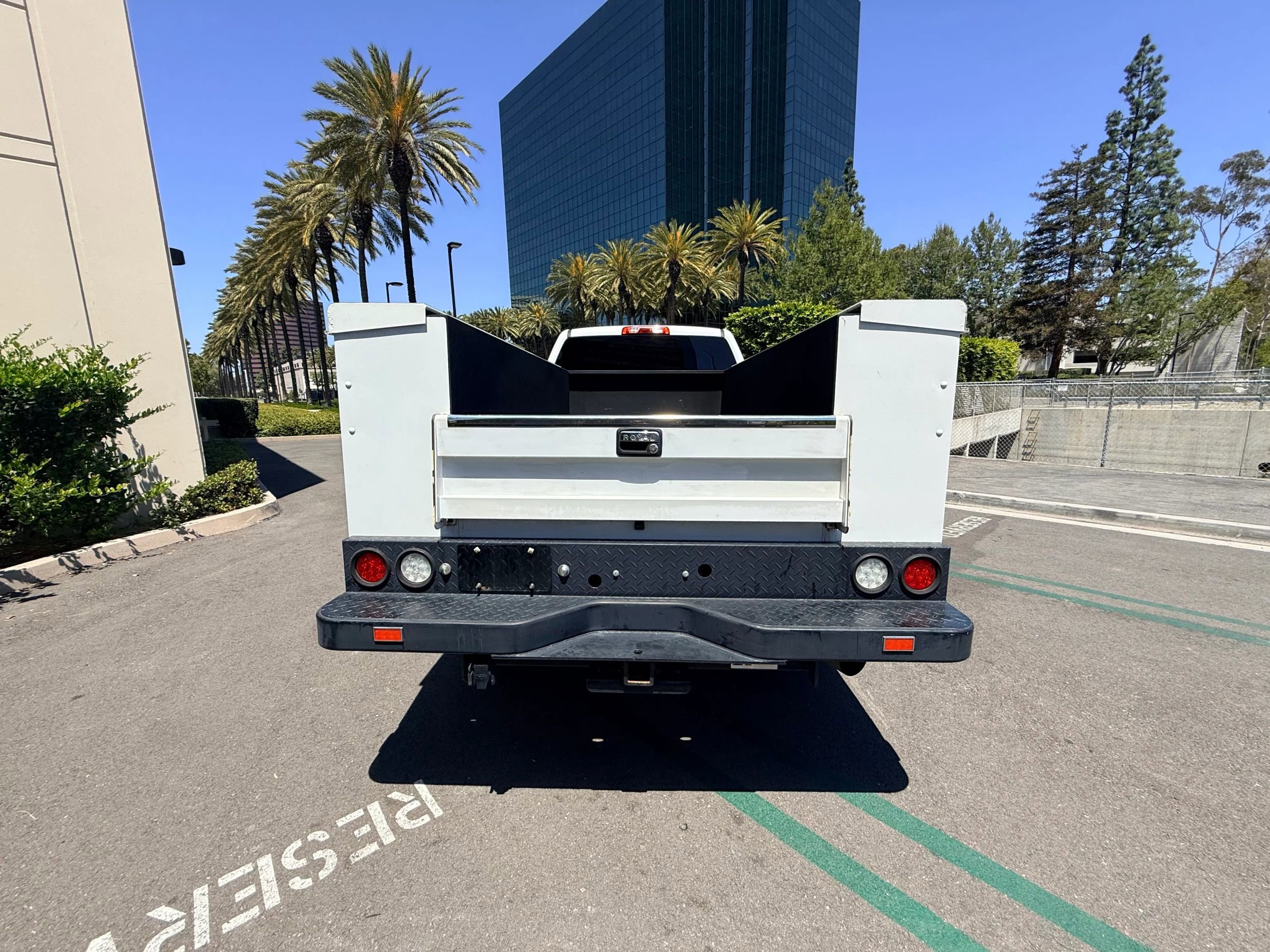 Used 2018 Chevrolet Silverado 3500 W/T RWD image 5