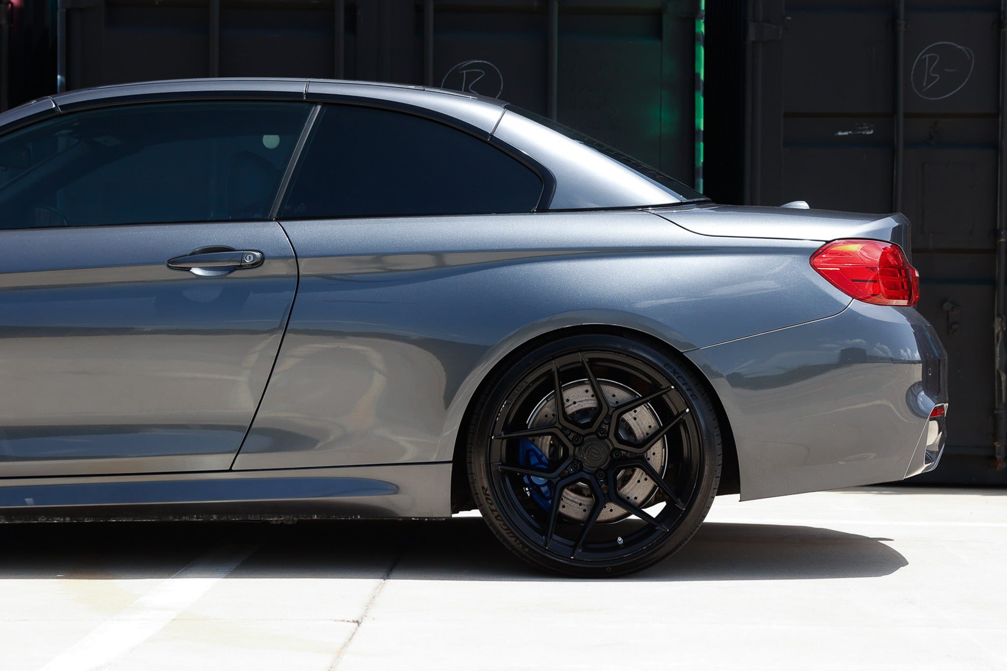 Used 2016 BMW M4 Convertible RWD image 27