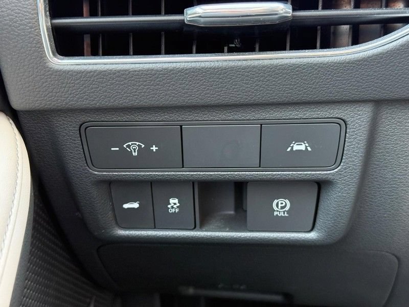 Used 2022 Hyundai Sonata Limited FWD image 29