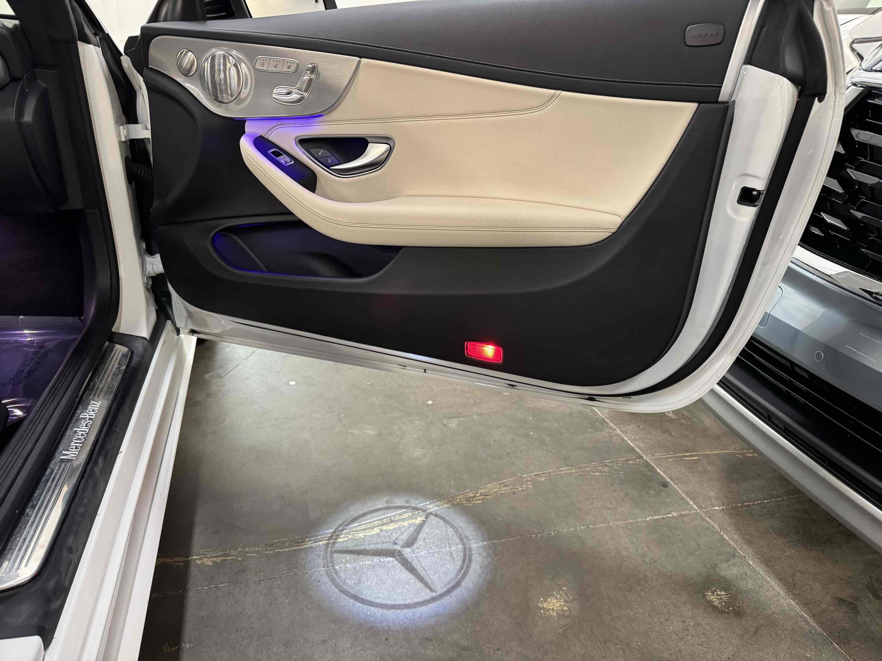 Used 2023 Mercedes-Benz C 300 Cabriolet image 78