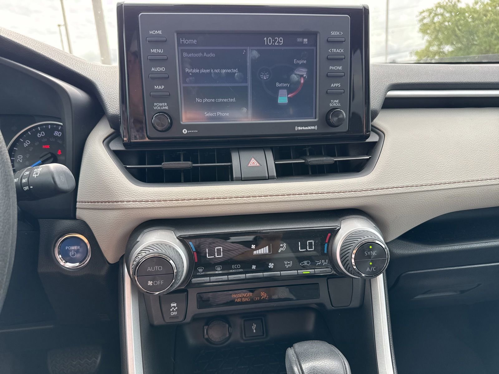 Used 2021 Toyota RAV4 XLE w/ Convenience Package AWD/4WD image 15