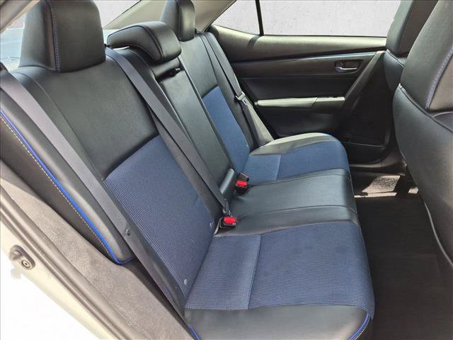 Used 2017 Toyota Corolla SE w/ Carpet Mat Package (TMS) FWD image 17