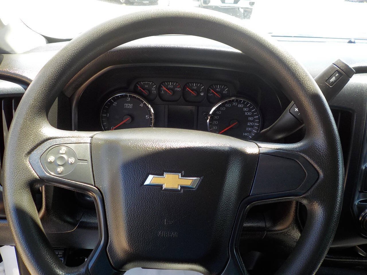 Used 2015 Chevrolet Silverado 2500 W/T AWD/4WD image 16