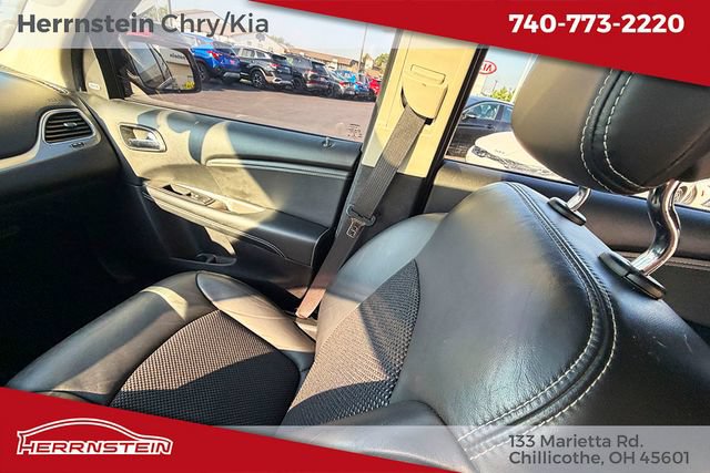 Used 2020 Dodge Journey Crossroad w/ Popular Equipment Group FWD image 9