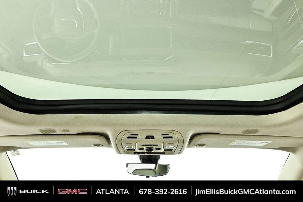 Used 2021 GMC Yukon Denali w/ Denali Premium Package image 23