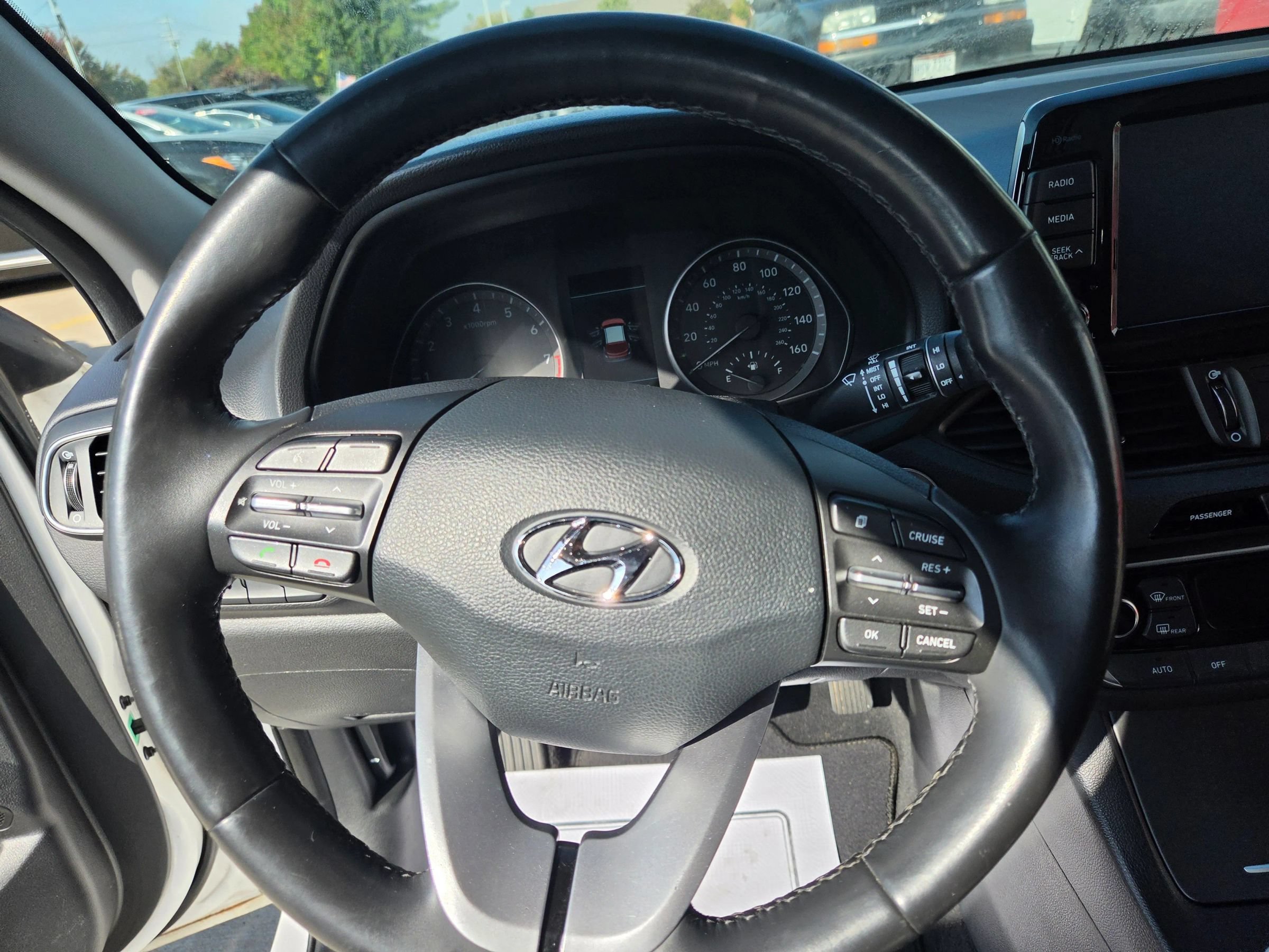 Used 2018 Hyundai Elantra GT w/ Tech Package 03 FWD image 15