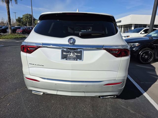 Used 2024 Buick Enclave Essence w/ Experience Buick Package image 7