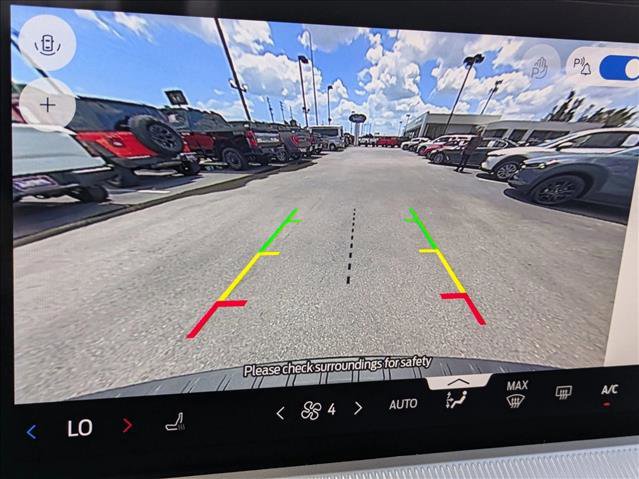 New 2026 Ford Explorer Active RWD image 13