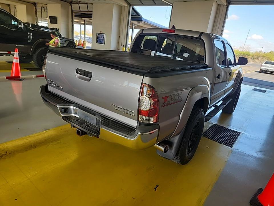 Used 2015 Toyota Tacoma PreRunner image 4