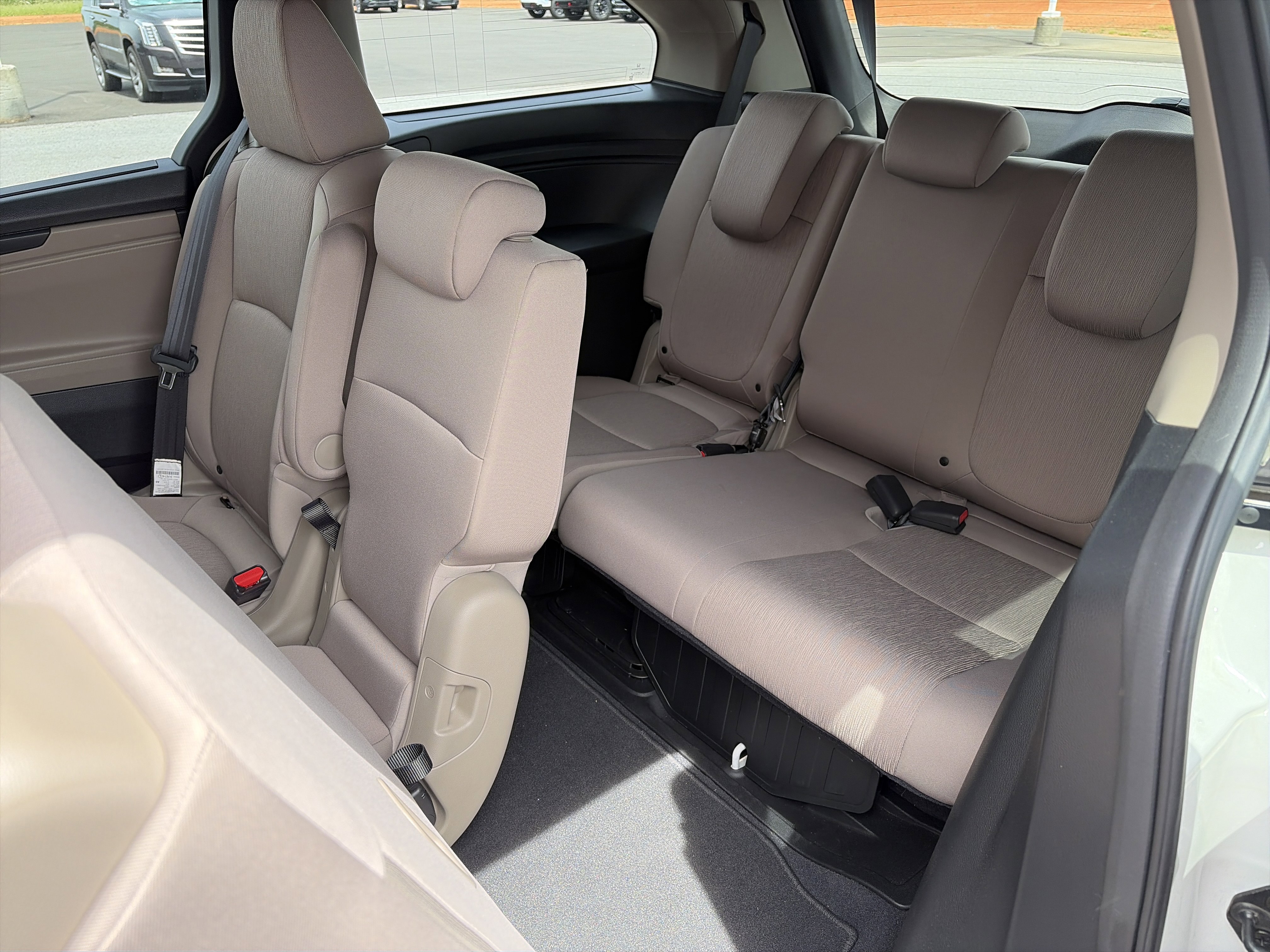 Used 2018 Honda Odyssey EX image 13