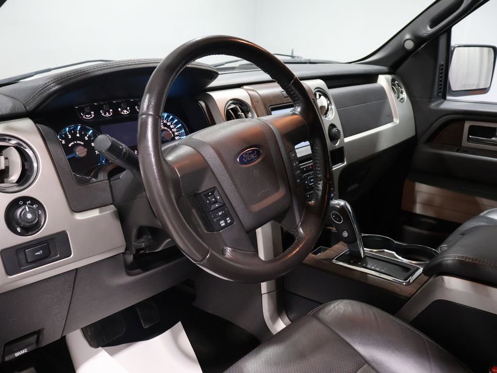 Used 2014 Ford F150 Lariat w/ Lariat Chrome Package image 16