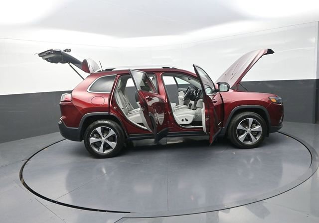Used 2020 Jeep Cherokee Limited AWD/4WD image 38