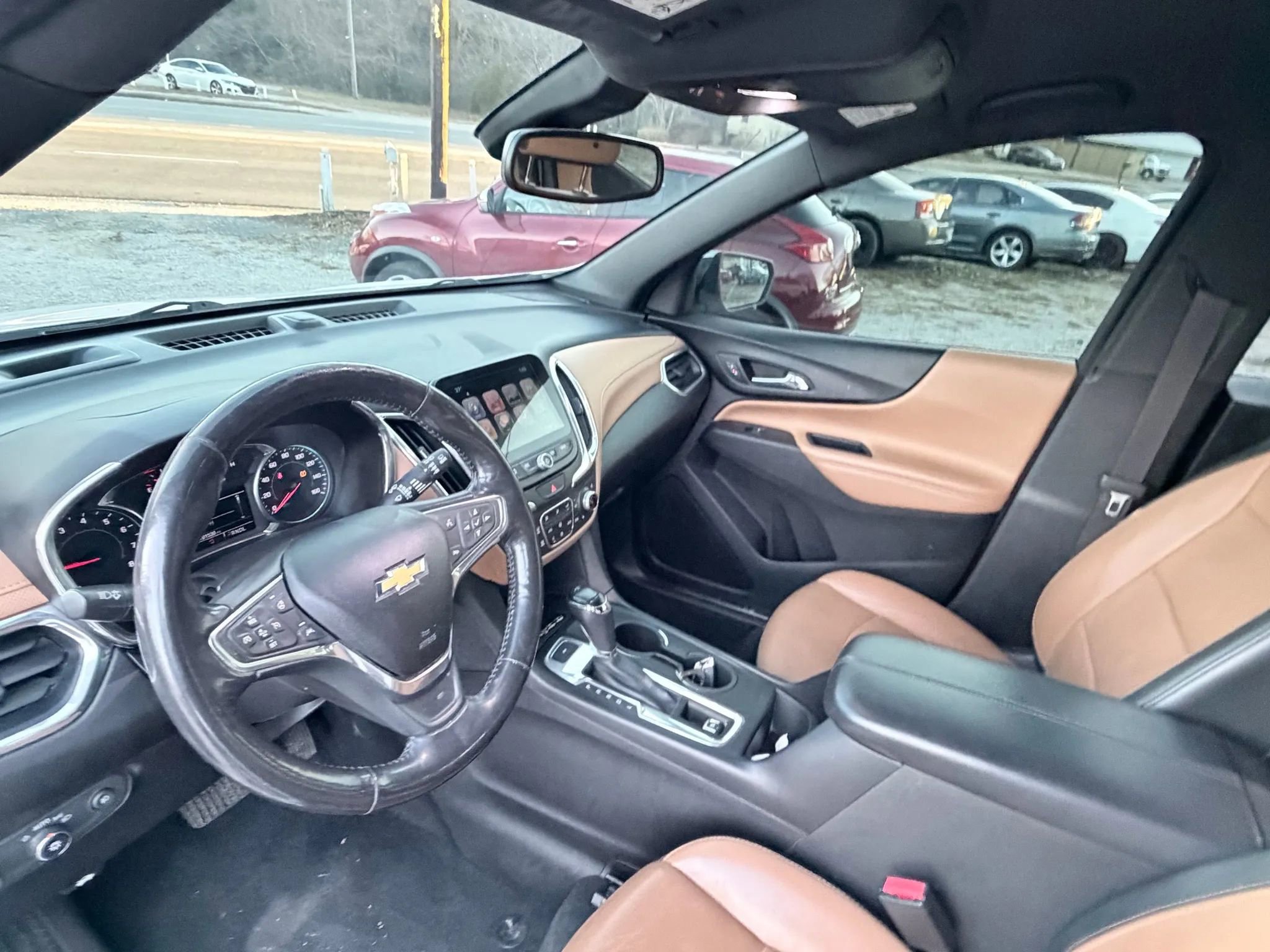 Used 2018 Chevrolet Equinox Premier image 8