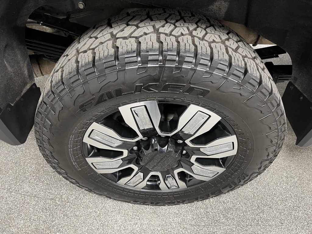 Used 2024 GMC Sierra 3500 Denali w/ Denali Reserve Package image 21