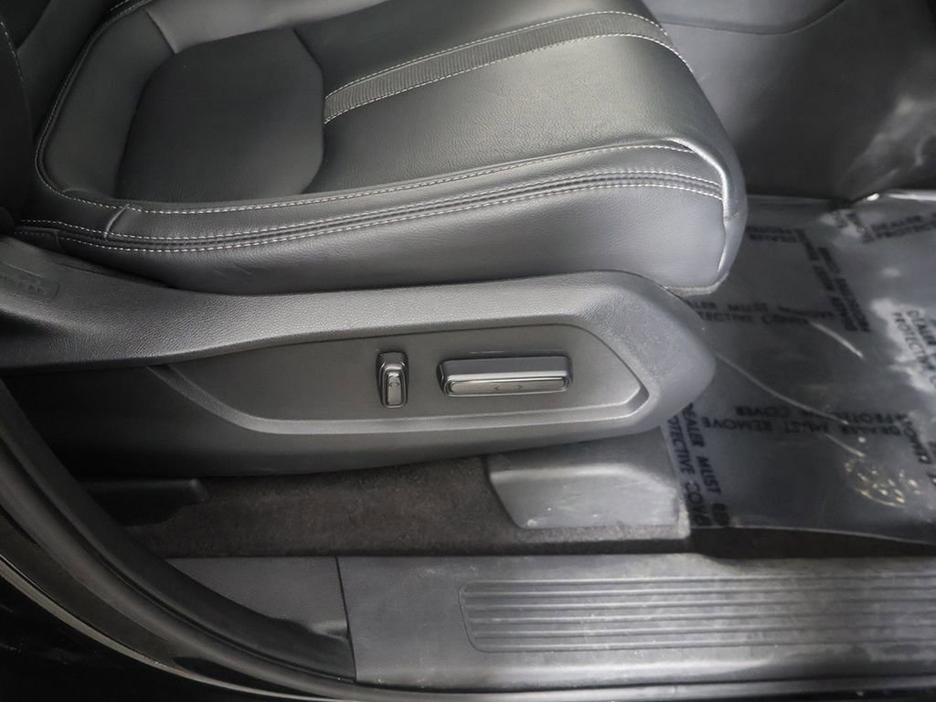 Used 2023 Honda Pilot Touring image 35