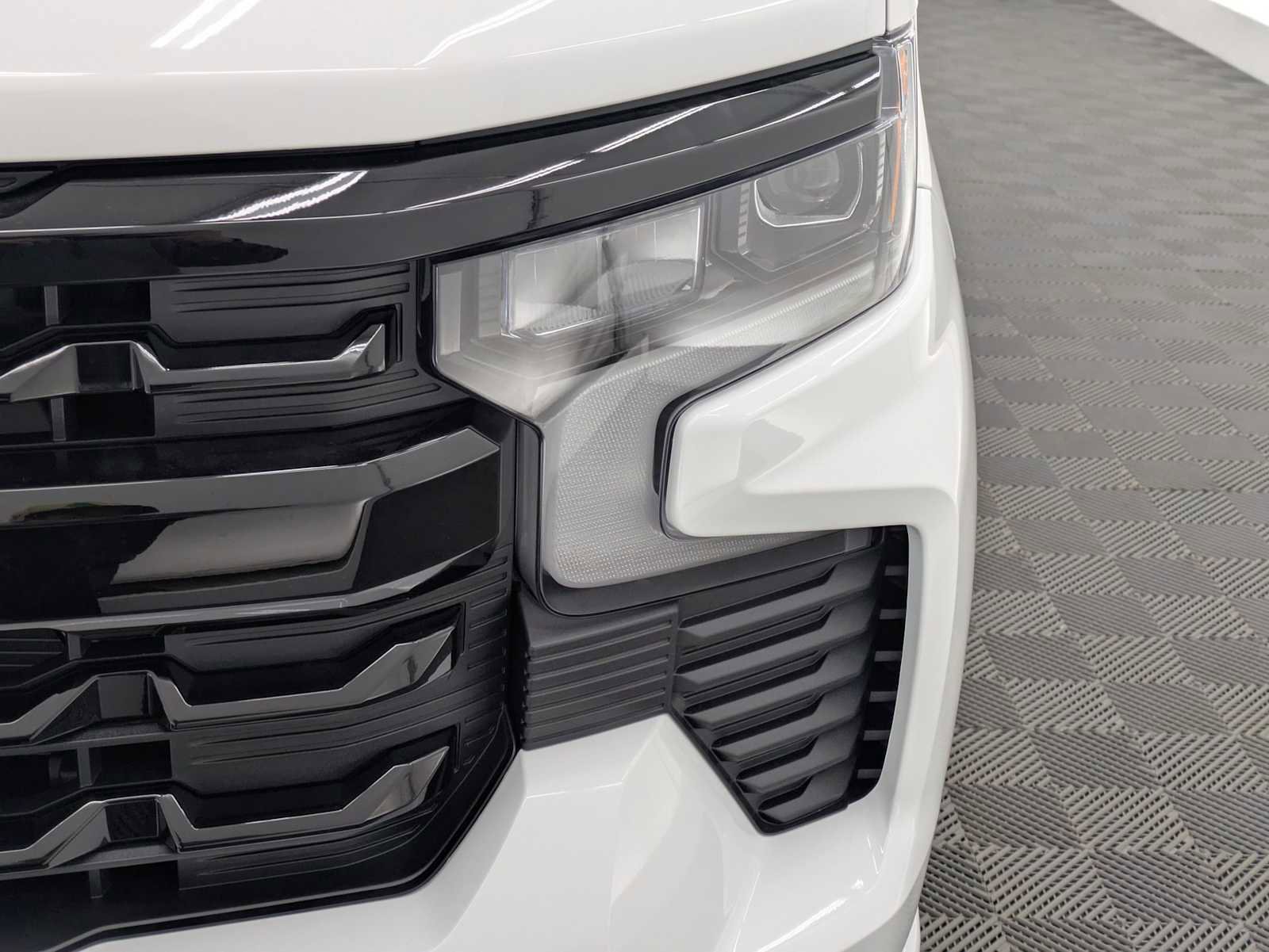 New 2026 Chevrolet Silverado 1500 RST w/ Redline Edition image 10