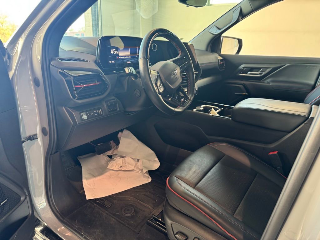 Used 2025 Chevrolet Silverado EV RST image 5