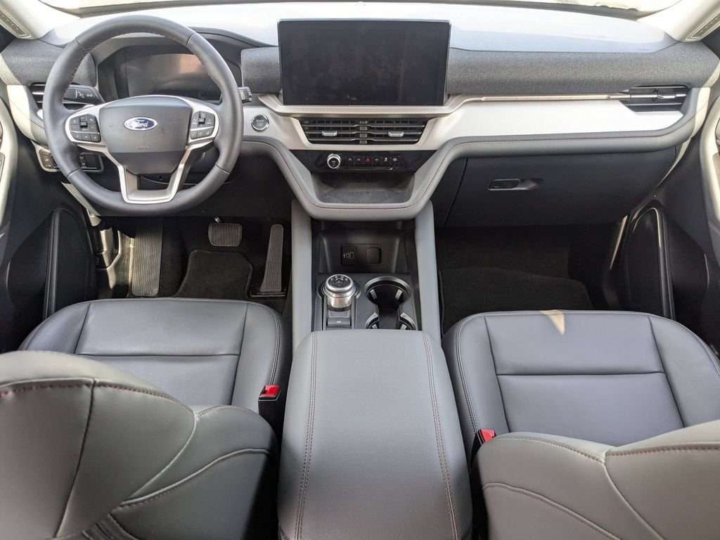 New 2026 Ford Explorer Active w/ Active Comfort Package AWD/4WD image 17