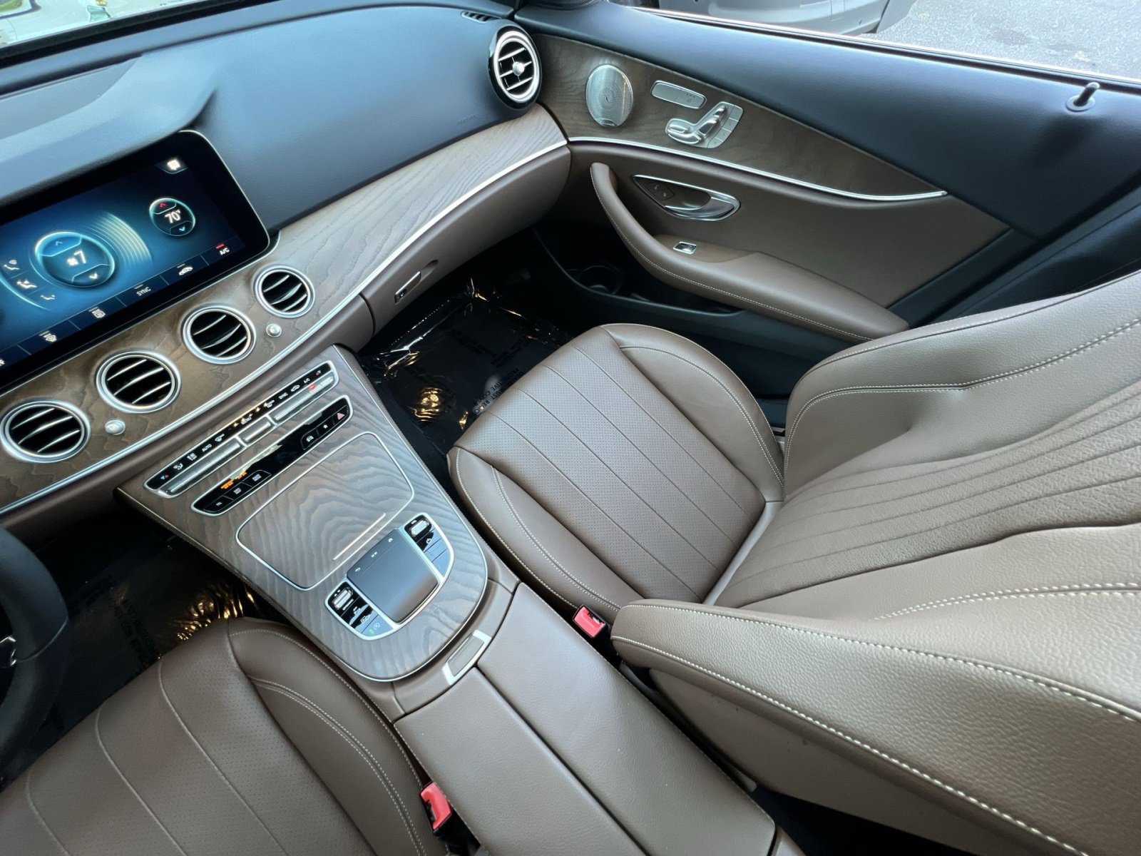 Used 2022 Mercedes-Benz E 350 4MATIC Sedan image 14