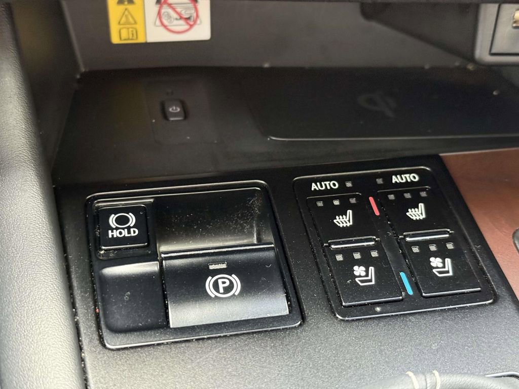 Used 2022 Lexus RX 450h AWD w/ Premium Package image 26