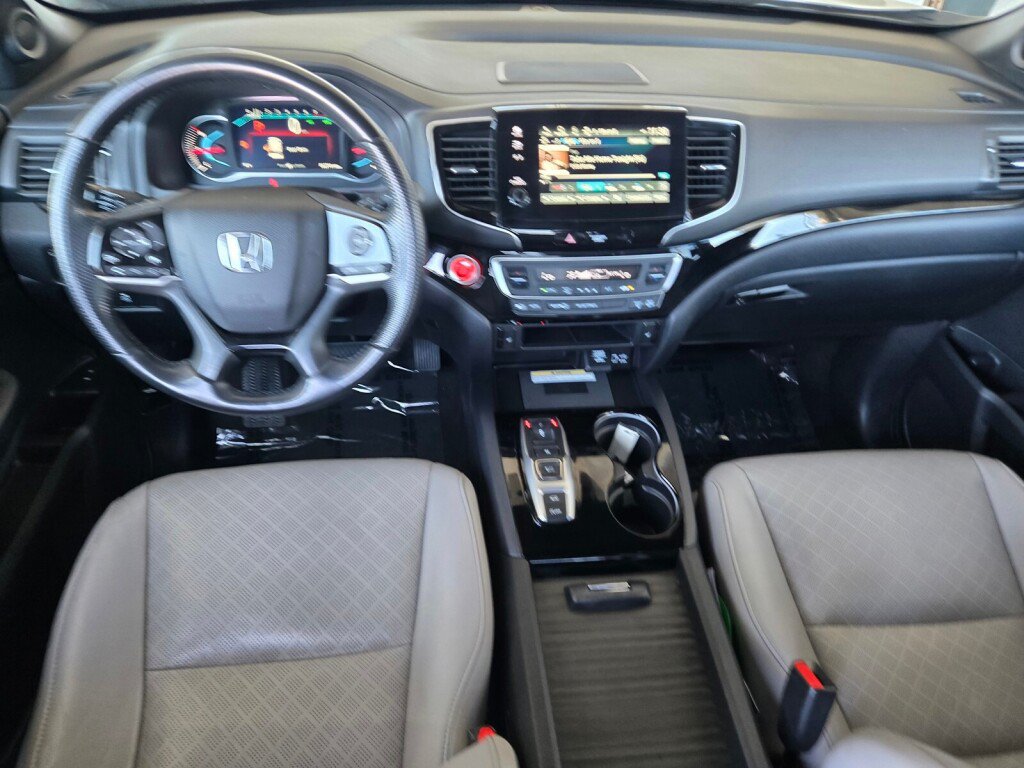 Certified 2019 Honda Passport Touring image 10
