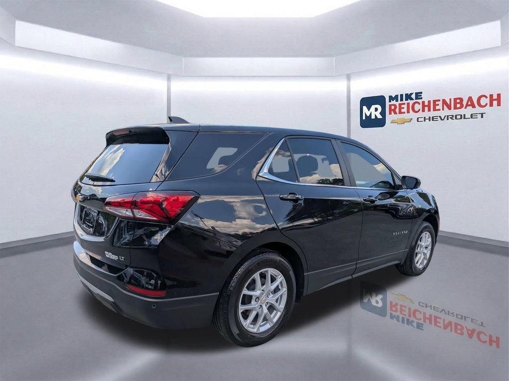 Used 2024 Chevrolet Equinox LT FWD image 4