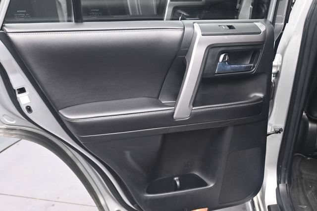 Used 2016 Toyota 4Runner Limited RWD image 18