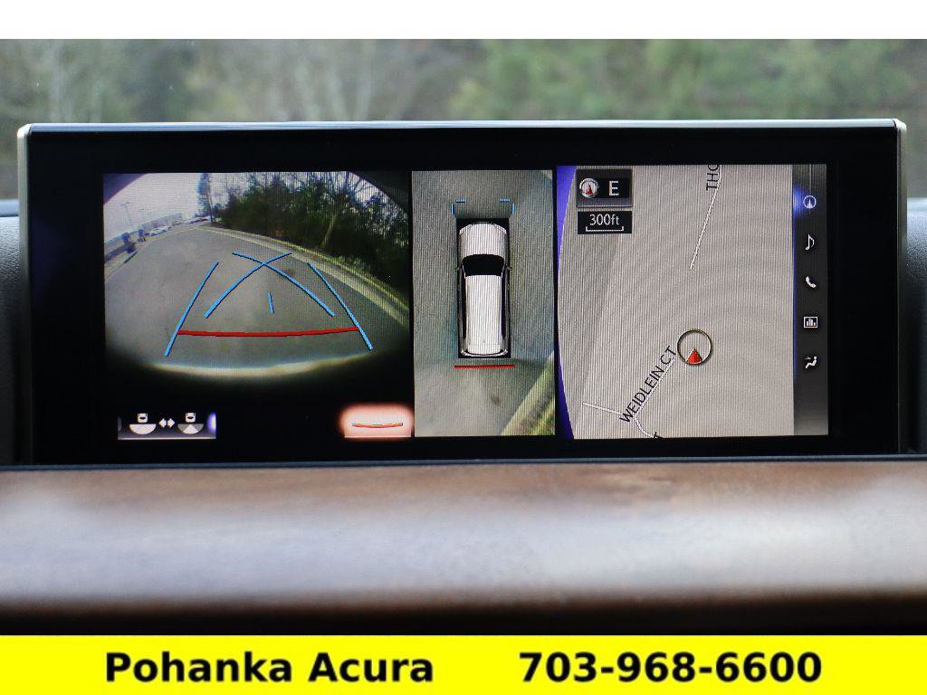 Used 2021 Lexus LX 570 4WD w/ Luxury Package image 16