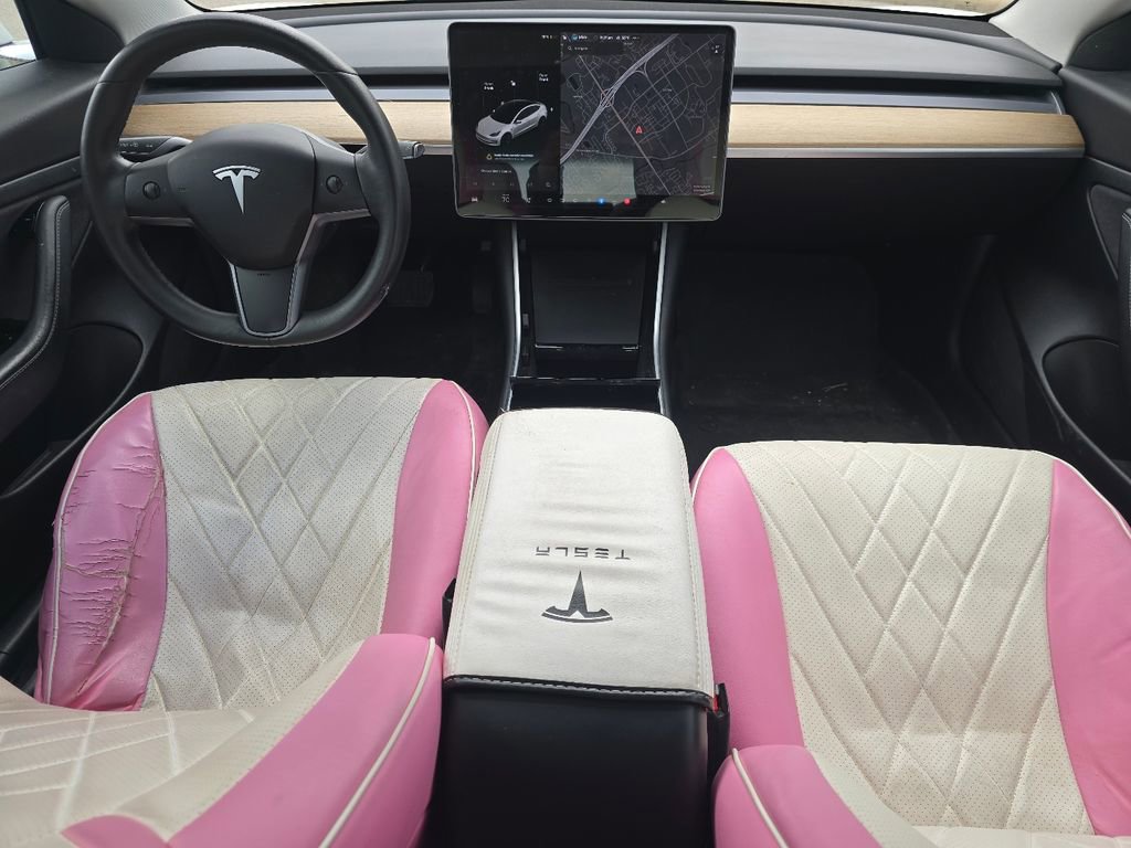 Used 2020 Tesla Model 3 Standard Range Plus image 17