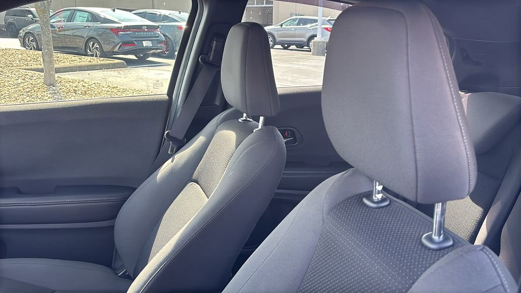 Used 2022 Honda HR-V Sport image 25