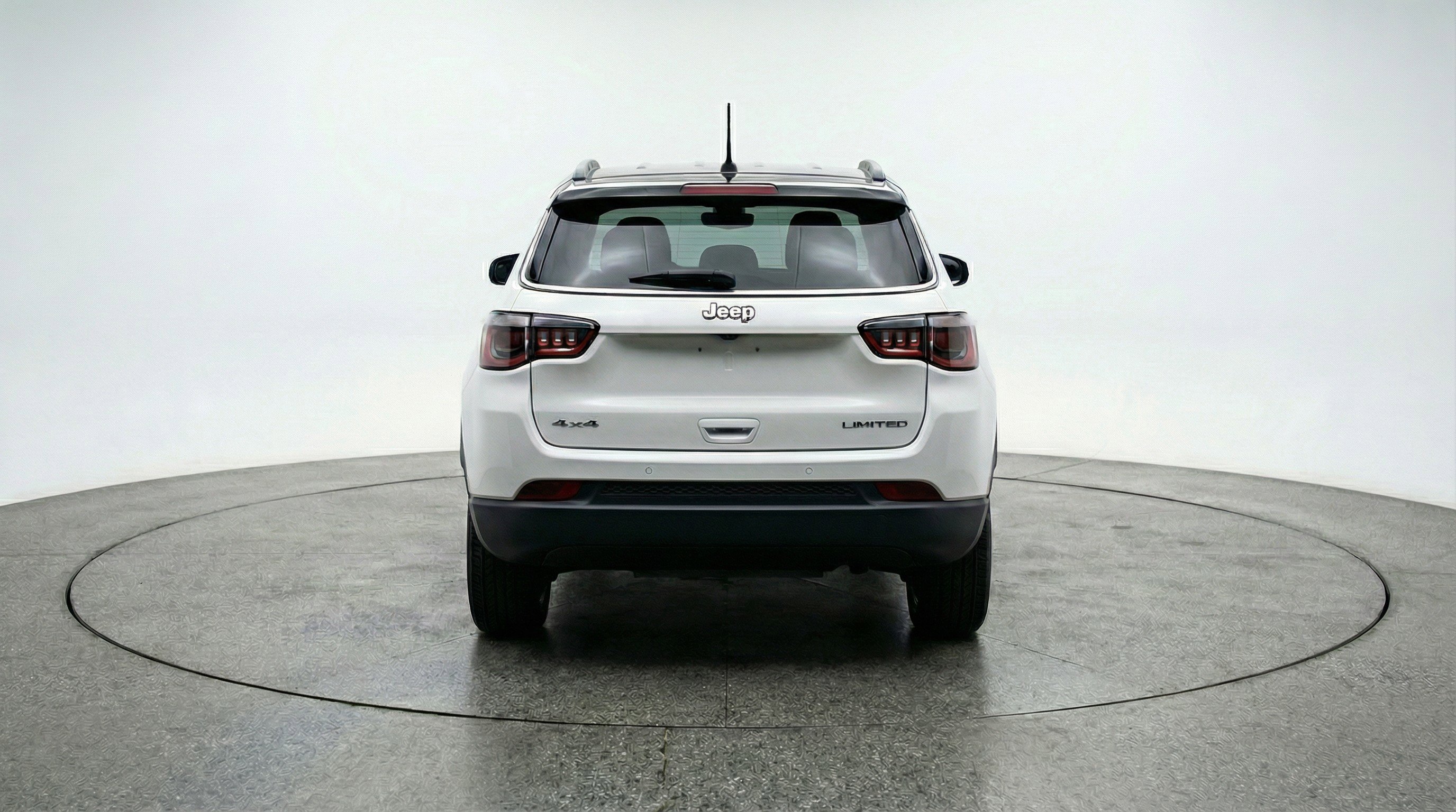 Used 2025 Jeep Compass Limited AWD/4WD image 7