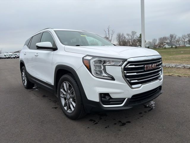 Used 2022 GMC Terrain SLT image 1
