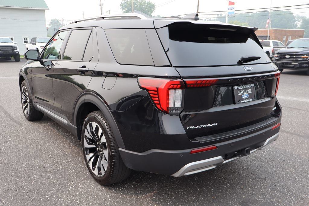 Used 2025 Ford Explorer Platinum w/ LUX Leather Package AWD/4WD image 17
