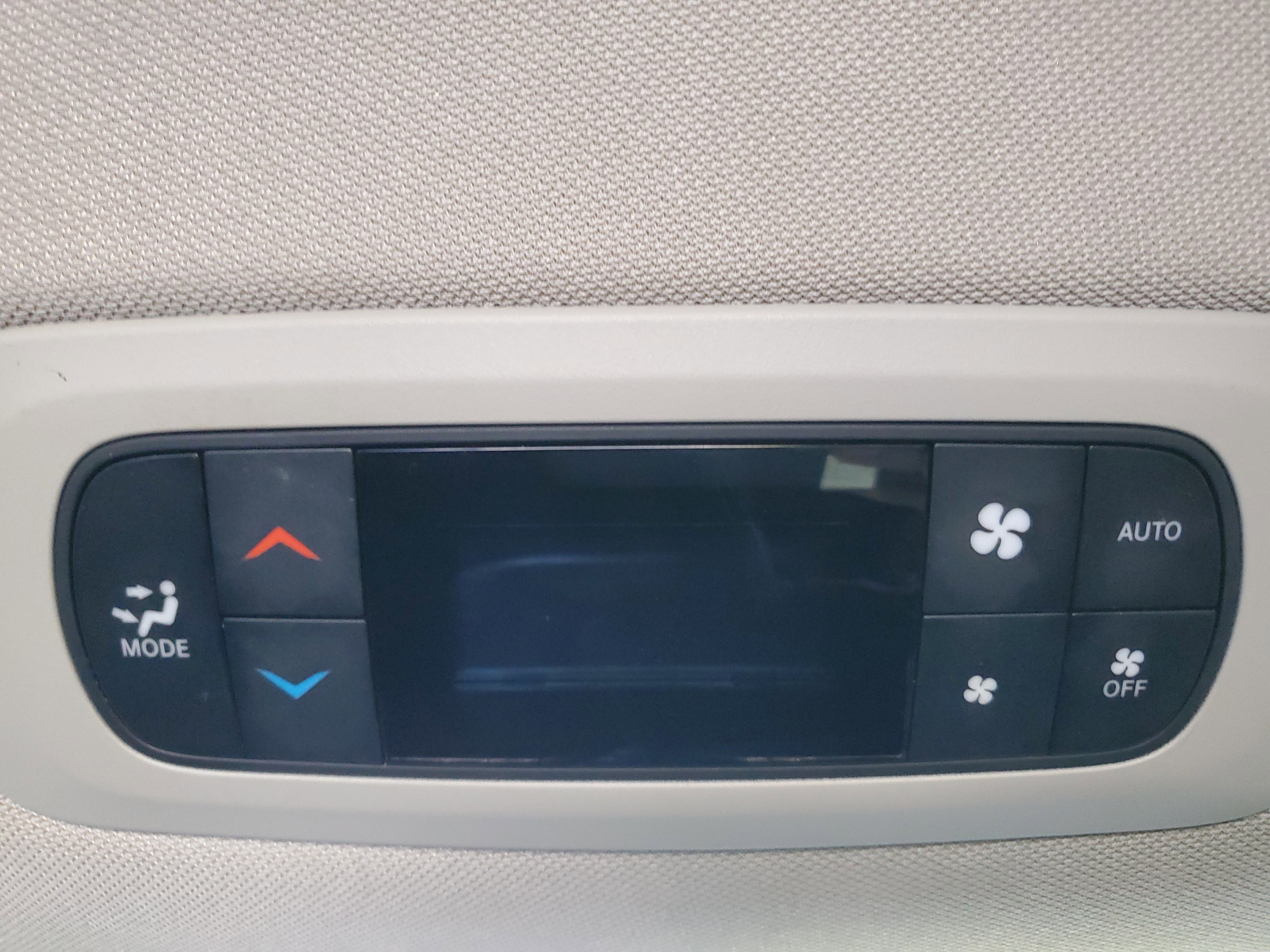 Certified 2023 Chrysler Pacifica Touring-L FWD image 14