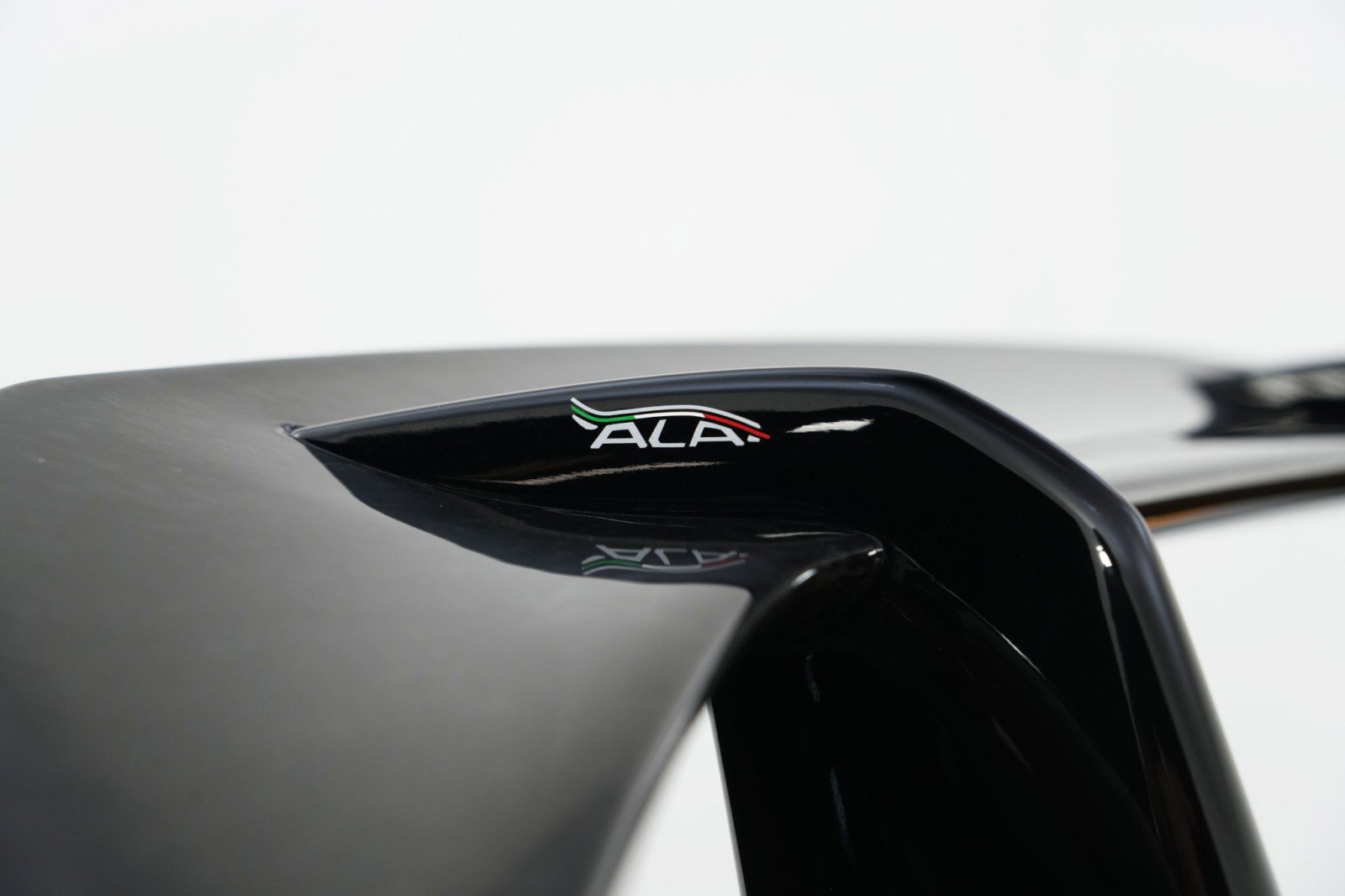 Used 2018 Lamborghini Huracan Performante image 74