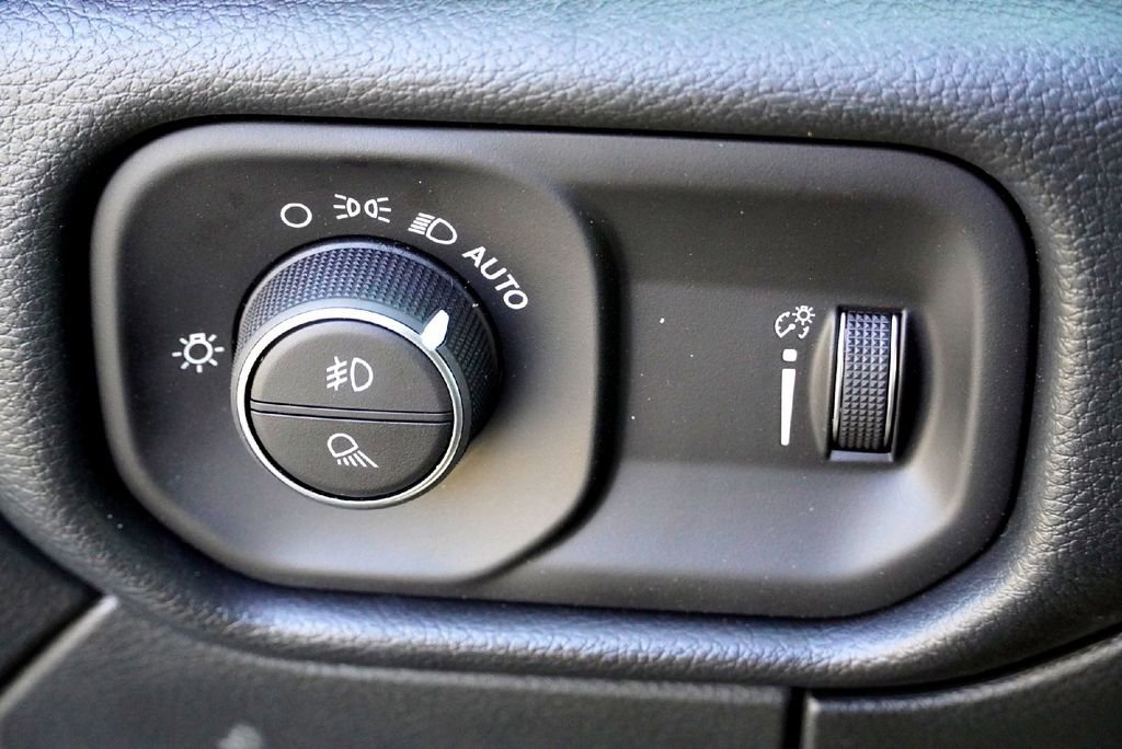 New 2026 RAM 2500 Tradesman image 22