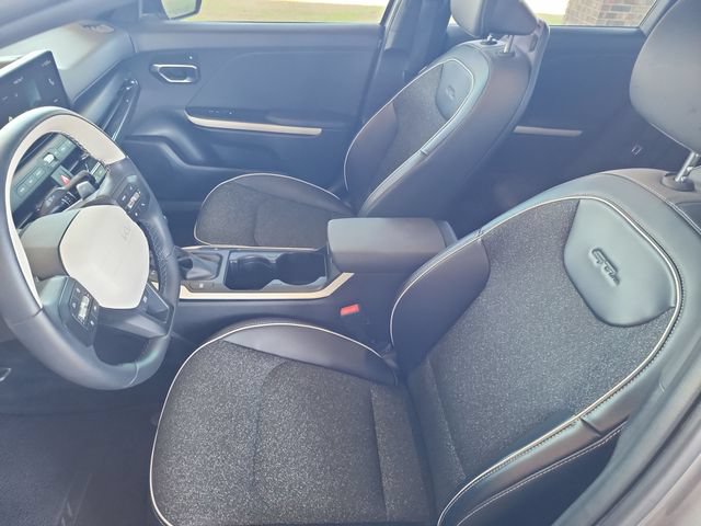 Used 2025 Kia K4 GT-Line FWD image 12